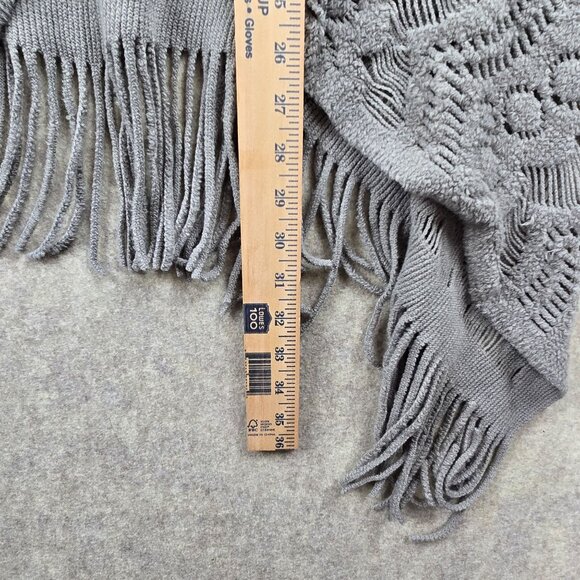 L.I.B New York Gray Knit Fringe Shawl Wrap Lightweight Textured Design - Picture 6 of 7